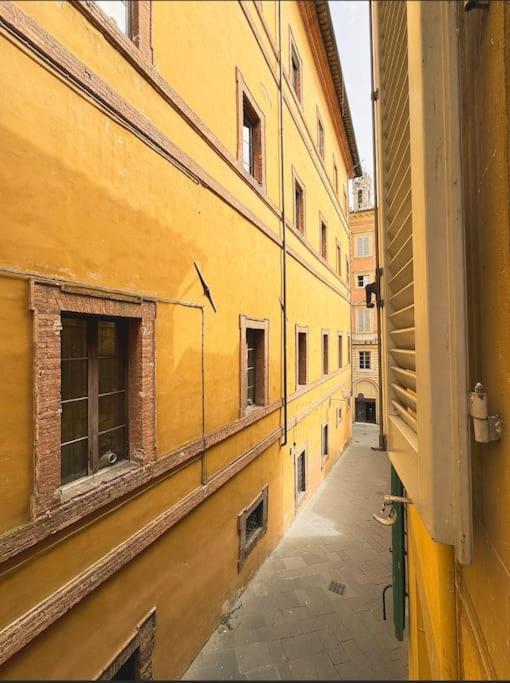 Appartamento Ad Un Passo Da Piazza Del Campo シエーナ エクステリア 写真